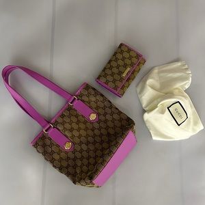 ɢᴜᴄ ᴀᴜᴛʜᴇɴᴛɪᴄ ᴠᴛɢ ɢᴜᴄᴄɪ ᴍᴏɴᴏɢʀᴀᴍ ɢɢ ᴛᴏᴛᴇ ʙᴀɢ & ᴡᴀʟʟᴇᴛ sᴇt